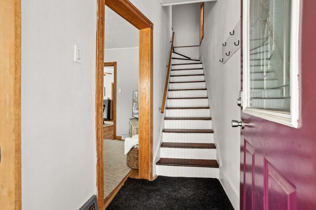 524 Cherry Street, Grand Forks, ND 58201