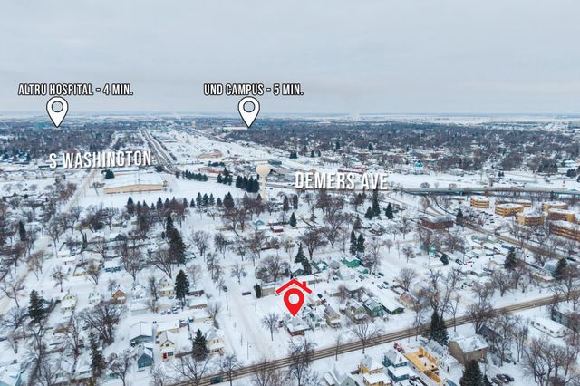 524 Cherry Street, Grand Forks, ND 58201