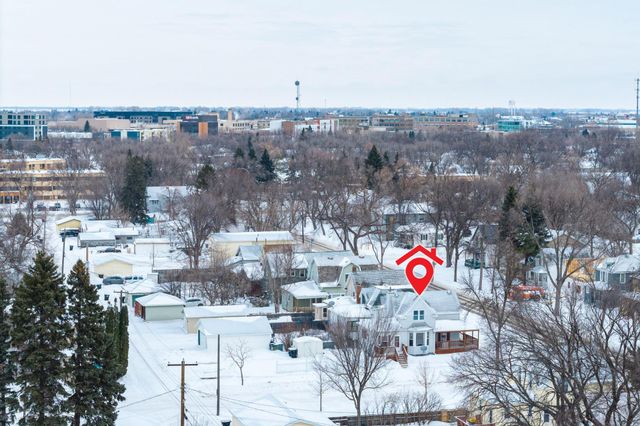 524 Cherry Street, Grand Forks, ND 58201