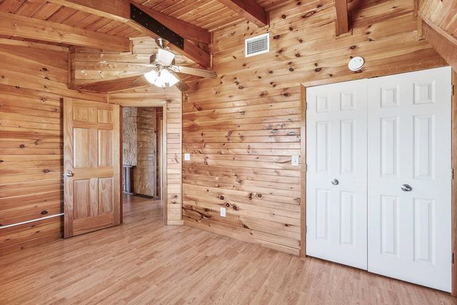 350 Hillview RD, Dale, TX 78616