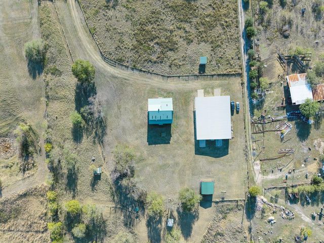 350 Hillview RD, Dale, TX 78616