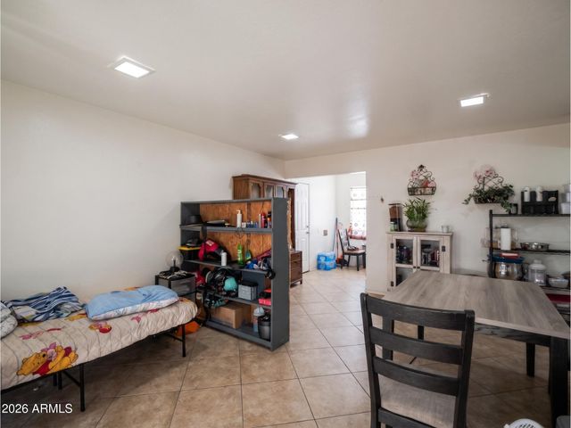 3201 N Turney Avenue, Phoenix, AZ 85017