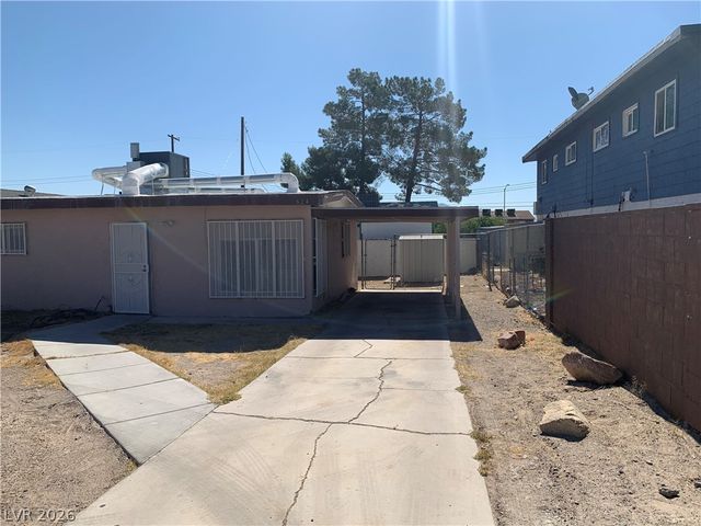 624 North 11th Street, Las Vegas, NV 89101
