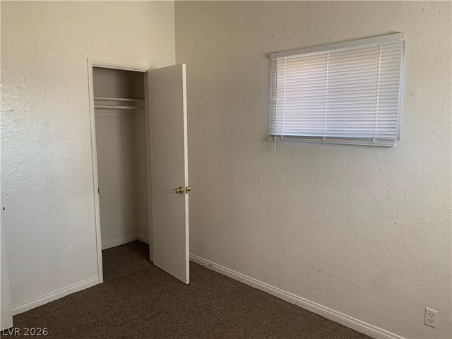 624 North 11th Street, Las Vegas, NV 89101