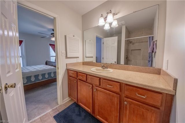230 Chick Cove DR, Hardyville, VA 23070