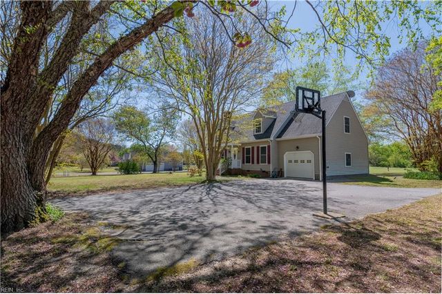 230 Chick Cove DR, Hardyville, VA 23070