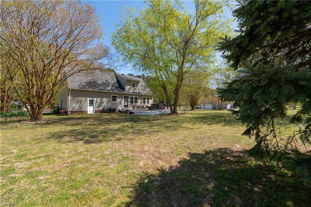 230 Chick Cove DR, Hardyville, VA 23070