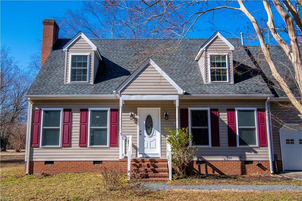 230 Chick Cove DR, Hardyville, VA 23070