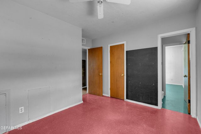 261 S MARYLAND Street, El Paso, TX 79905
