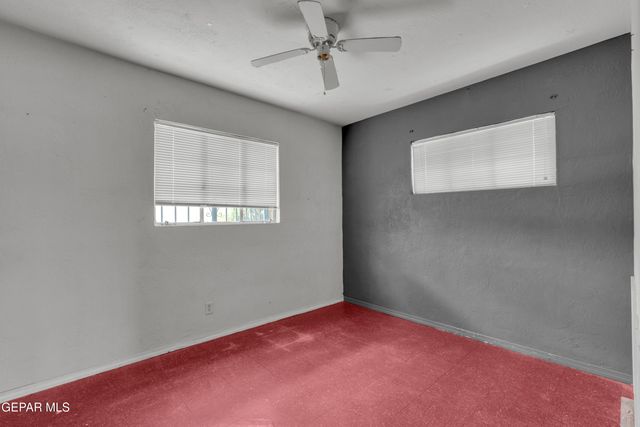 261 S MARYLAND Street, El Paso, TX 79905