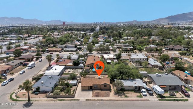 261 S MARYLAND Street, El Paso, TX 79905
