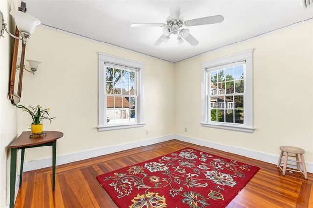8 Rushton Drive, Cranston, RI 02905