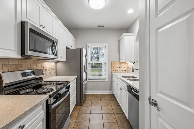 119 Westview Dr, Spring Hill, TN 37174