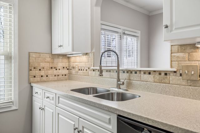 119 Westview Dr, Spring Hill, TN 37174