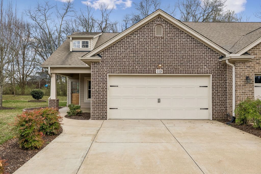 119 Westview Dr, Spring Hill, TN 37174