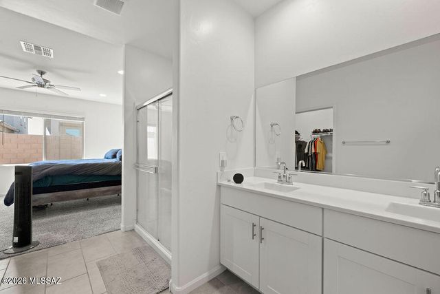 951 W Calle Las Varitas, Sahuarita, AZ 85629