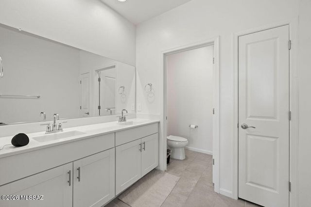 951 W Calle Las Varitas, Sahuarita, AZ 85629