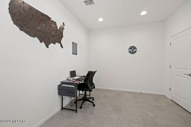 951 W Calle Las Varitas, Sahuarita, AZ 85629