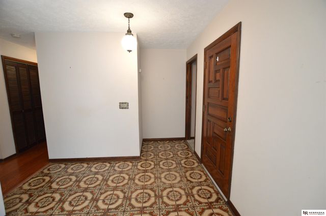 3748 N 44th Street, Lincoln, NE 68504