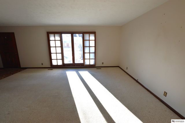 3748 N 44th Street, Lincoln, NE 68504