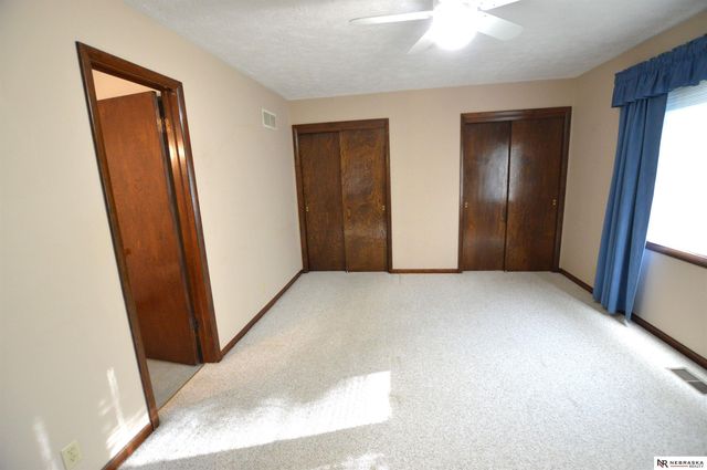 3748 N 44th Street, Lincoln, NE 68504