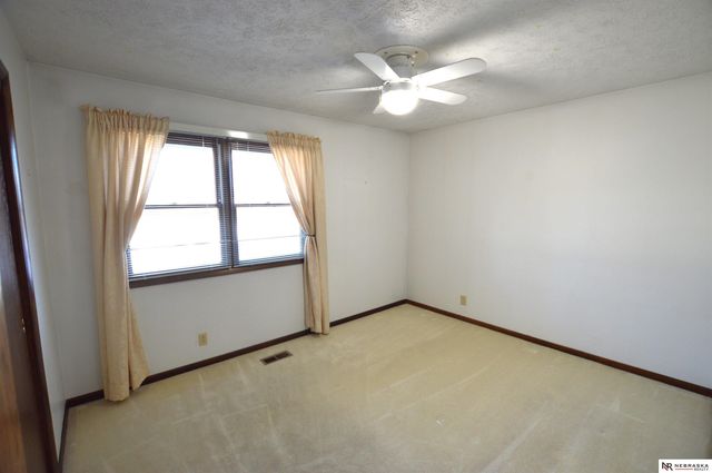 3748 N 44th Street, Lincoln, NE 68504