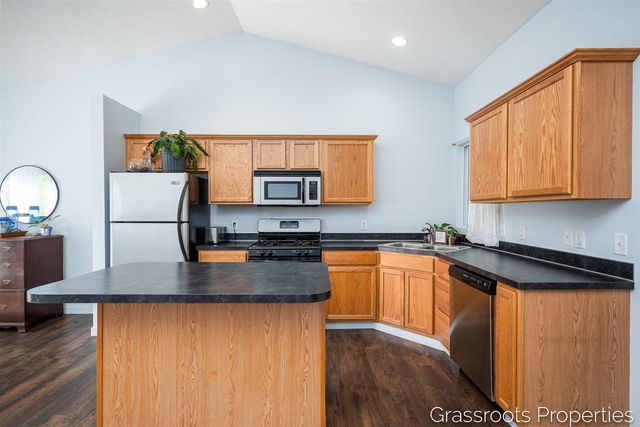 7360 Sierrafield Court, Byron Center, MI 49315