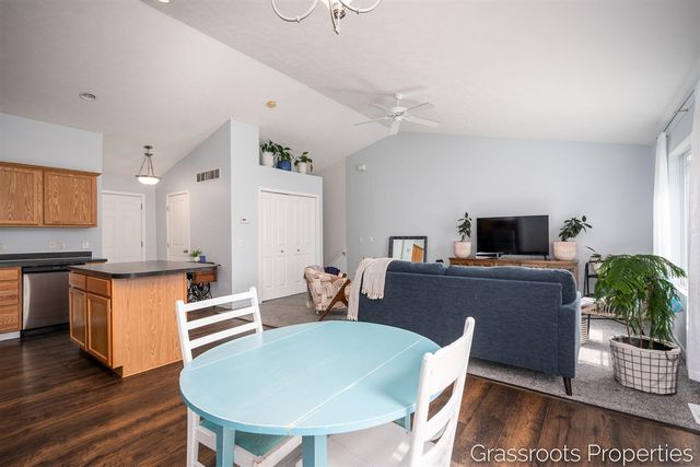 7360 Sierrafield Court, Byron Center, MI 49315