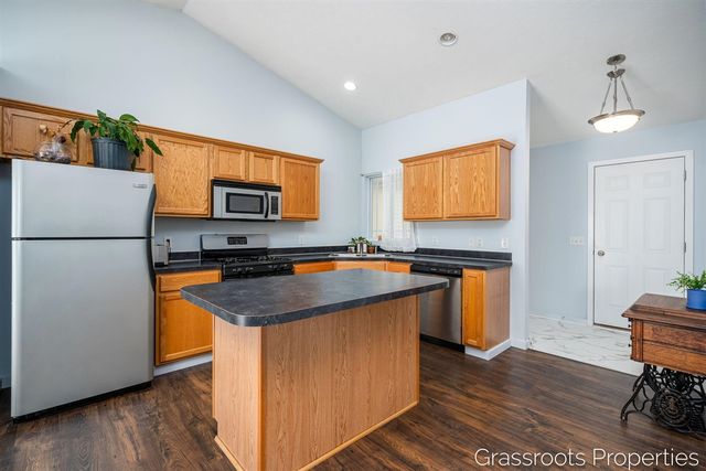 7360 Sierrafield Court, Byron Center, MI 49315