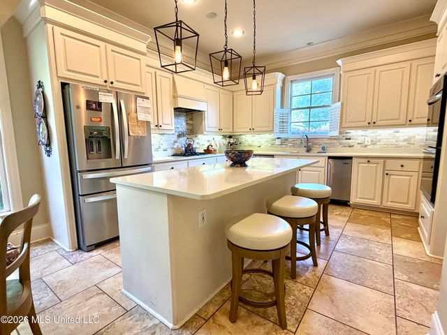809 Beaumont Drive, Madison, MS 39110