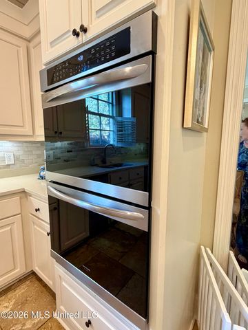 809 Beaumont Drive, Madison, MS 39110