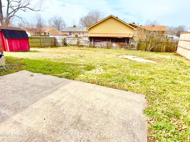 5412 Dannyboy Ln, Louisville, KY 40214