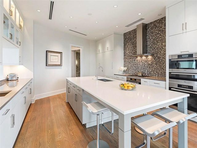 3376 Peachtree Road NE 44B, Atlanta, GA 30326