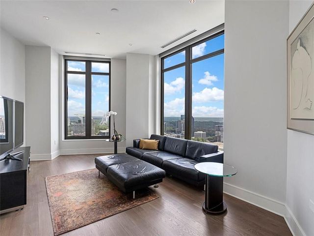 3376 Peachtree Road NE 44B, Atlanta, GA 30326