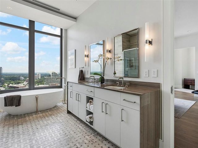 3376 Peachtree Road NE 44B, Atlanta, GA 30326