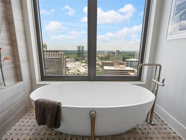 3376 Peachtree Road NE 44B, Atlanta, GA 30326