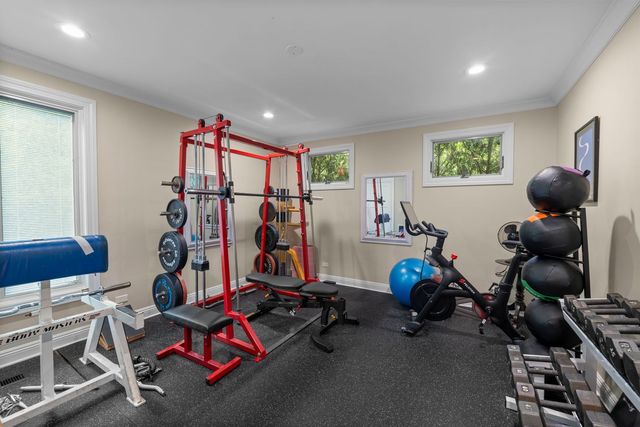 620 W Old Elm Road, Lake Forest, IL 60045