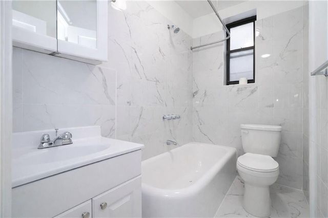 1289 E 19th St Apt B3, New York City, NY 11230