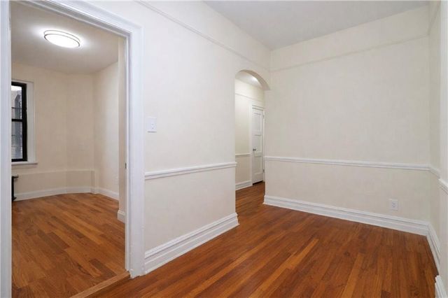 1289 E 19th St Apt B3, New York City, NY 11230