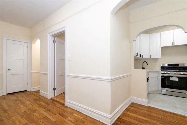 1289 E 19th St Apt B3, New York City, NY 11230