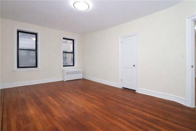 1289 E 19th St Apt B3, New York City, NY 11230