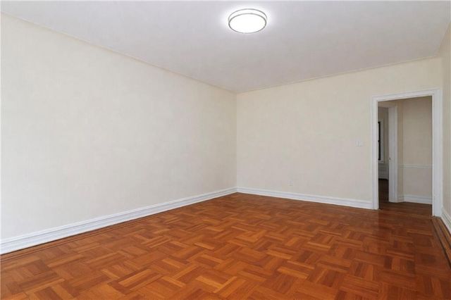 1289 E 19th St Apt B3, New York City, NY 11230