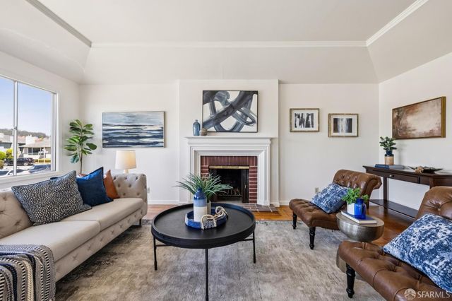 1525 Eucalyptus Drive, San Francisco, CA 94132