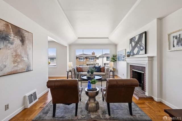 1525 Eucalyptus Drive, San Francisco, CA 94132
