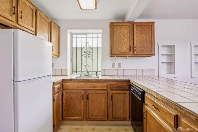 1525 Eucalyptus Drive, San Francisco, CA 94132