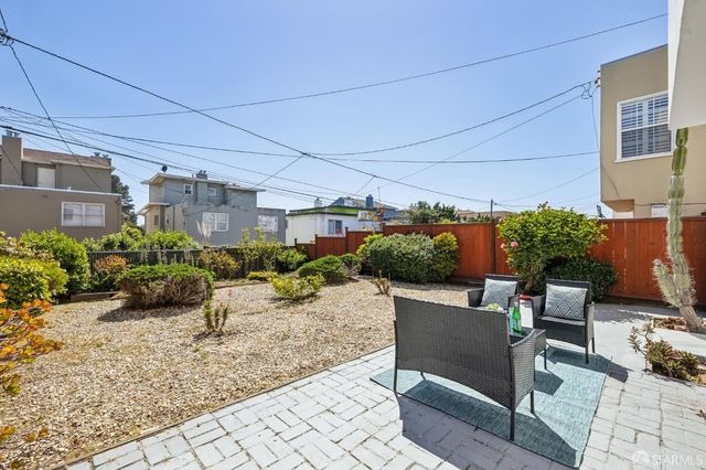 1525 Eucalyptus Drive, San Francisco, CA 94132
