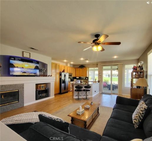 1725 Fairway Oaks, Banning, CA 92220