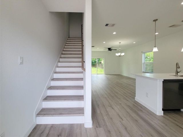 7813 Hirsch Road B, Houston, TX 77016