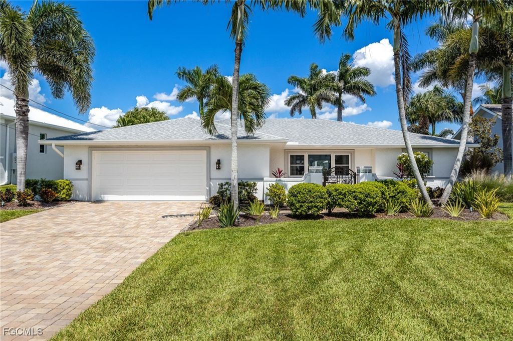 119 SW 52nd TER, Cape Coral, FL 33914