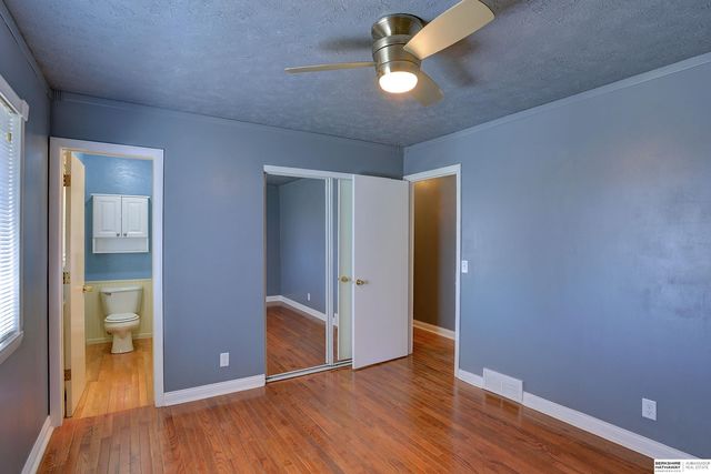 5911 S 137 Street, Omaha, NE 68137